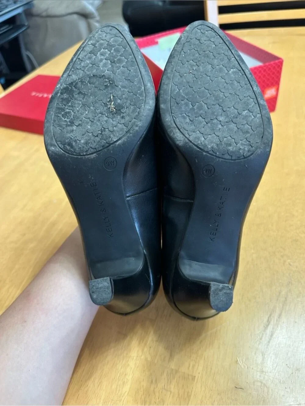 Kelly & Katie Genna Wide Width Heels